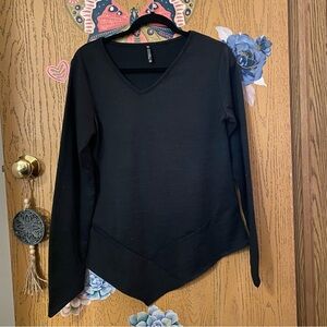Kuhl Midnight Black V-Neck Long Sleeve Top